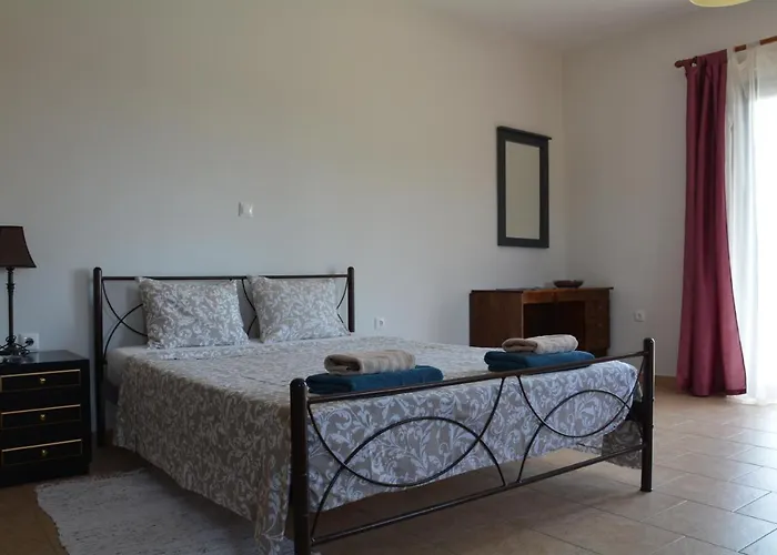 Lotus Sea View Apartment *