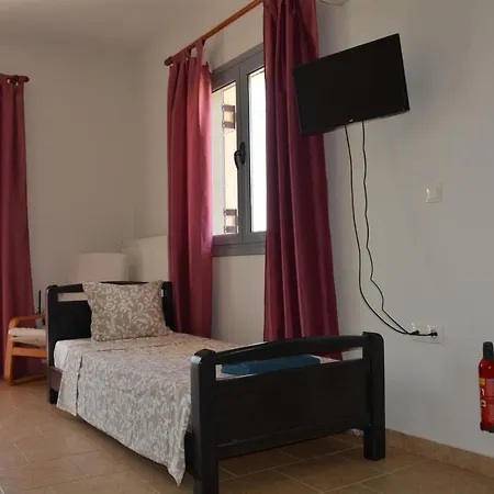 Lotus Sea View Apartment *