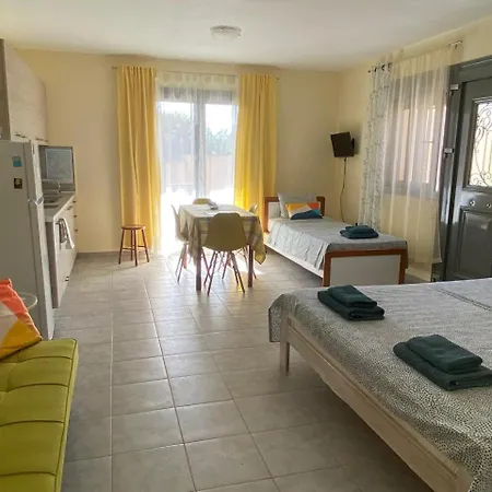 Lotus Sea View Apartment
